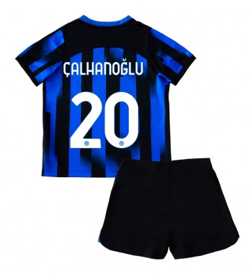 Inter Milan Hakan Calhanoglu #20 Replika Babytøj Hjemmebanesæt Børn 2023-24 Kortærmet (+ Korte bukser)